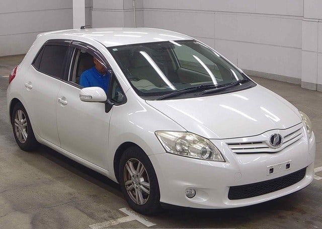 2010 TOYOTA AURIS 150X M PACKAGE 77,911 km