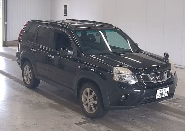 2010 NISSAN X-TRAIL 20GT Diesel 188,105 km
