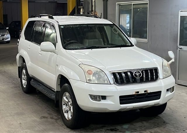 2005 TOYOTA LAND CRUISER PRADO TX LIMITED 82,439 km