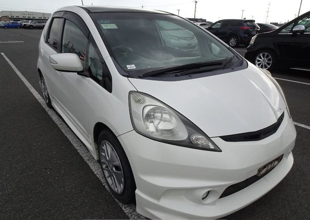 2007 HONDA FIT RS 112,770 km