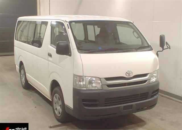 2010 TOYOTA REGIUSACE VAN DX Diesel 202,807 km