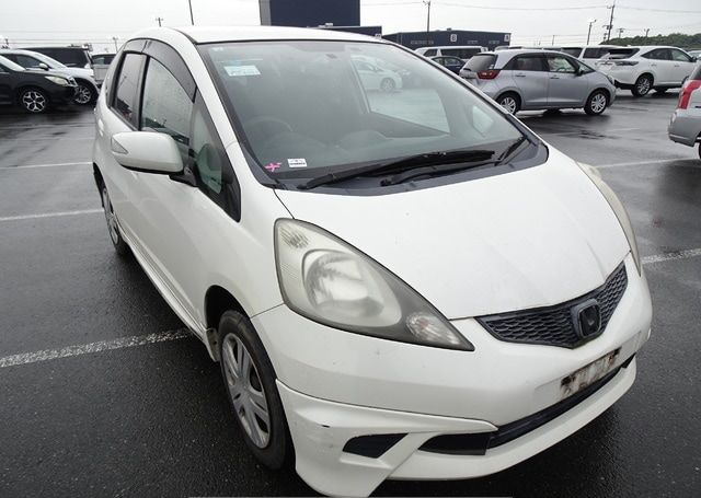 2010 HONDA FIT 134,190 km