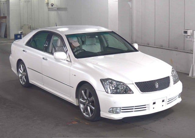 2004 TOYOTA CROWN ATHLETE 50,723 km