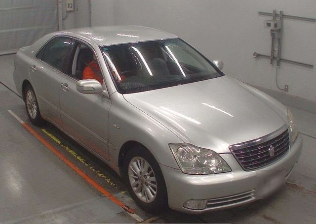 2004 TOYOTA CROWN ROYAL SALOON 78,838 km