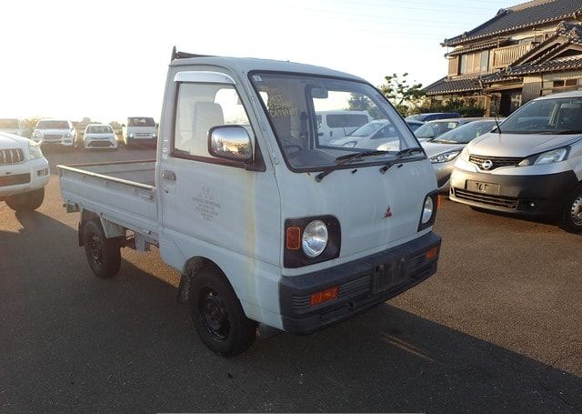 1992 MITSUBISHI MINICAB TRUCK 101,621 km