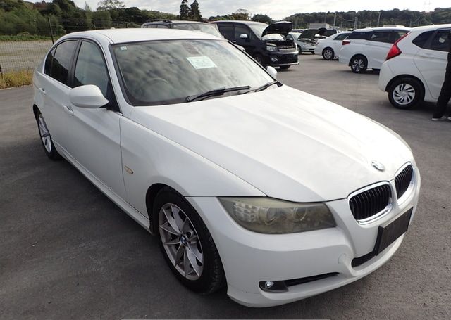 2010 BMW 3 SERIES 320I 127,259 km