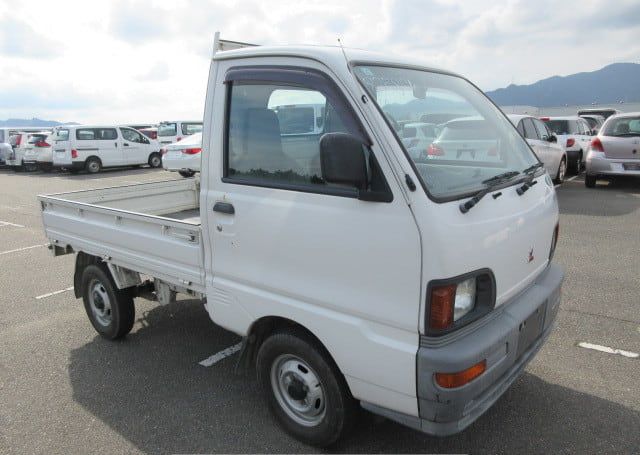 1996 MITSUBISHI MINICAB TRUCK 47,480 km