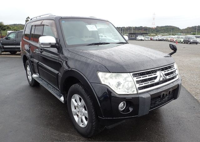 2010 MITSUBISHI PAJERO LONG EXCEED 176,500 km