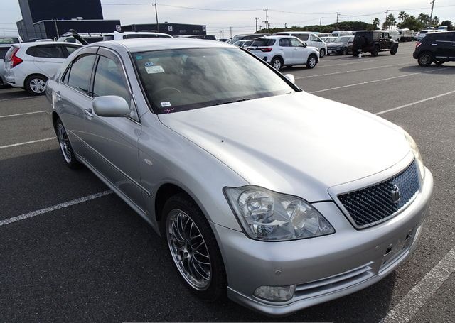 2004 TOYOTA CROWN ATHLETE I-FOUR 98,194 km