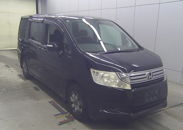 2010 HONDA STEP WGN G L PACKAGE 136,182 km