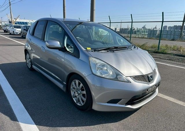 2008 HONDA FIT RS 47,305 km