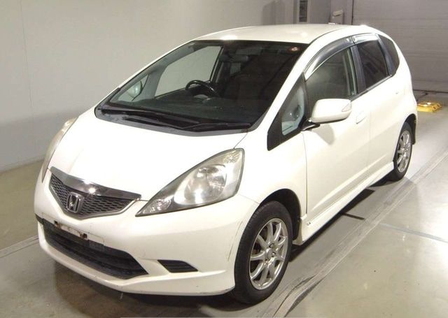 2008 HONDA FIT RS 123,832 km