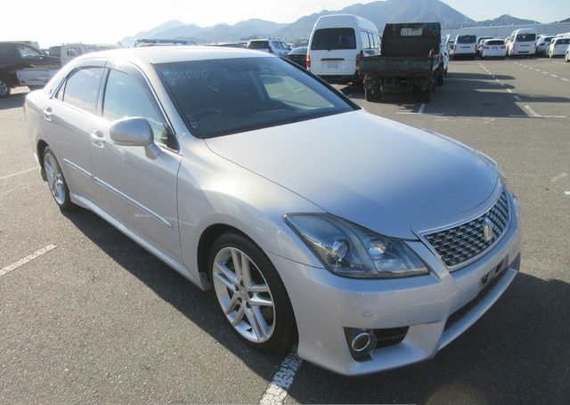 2010 TOYOTA CROWN ATHLETE 117,667 km