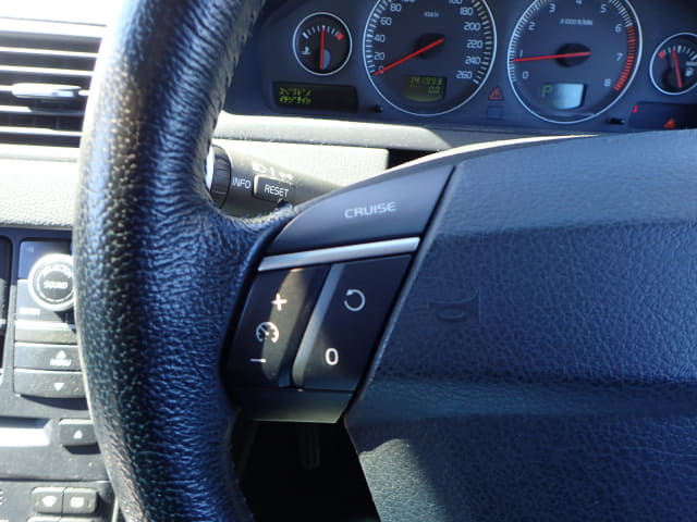 VOLVO XC90 thumbnail 43