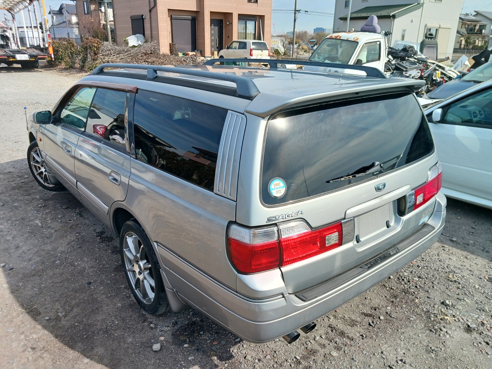 NISSAN STAGEA thumbnail 8