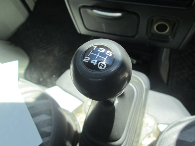 2001 DAIHATSU HIJET TRUCK