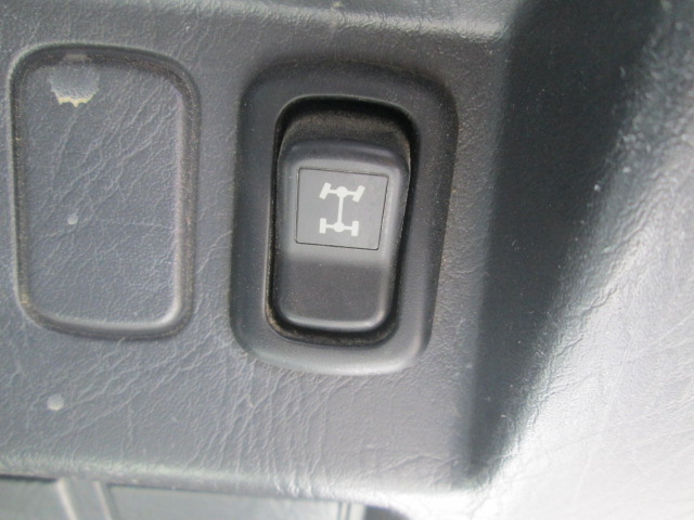 DAIHATSU HIJET TRUCK thumbnail 9