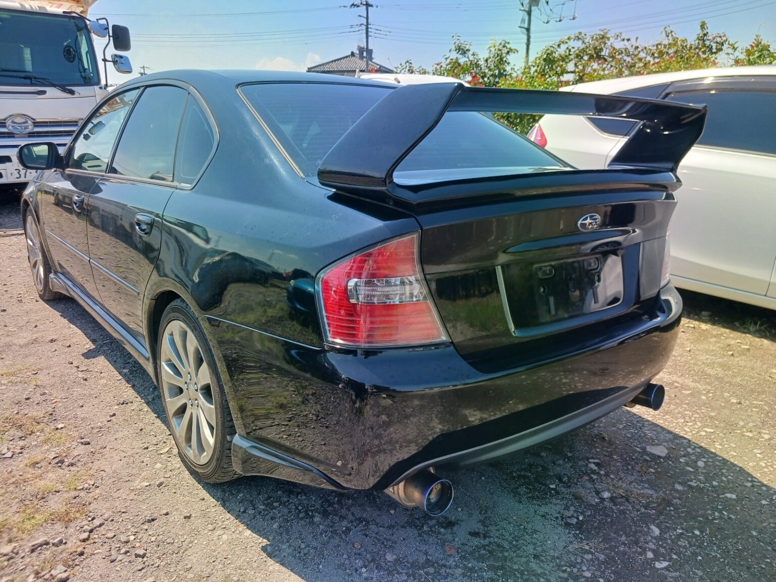 2004 SUBARU LEGACY B4