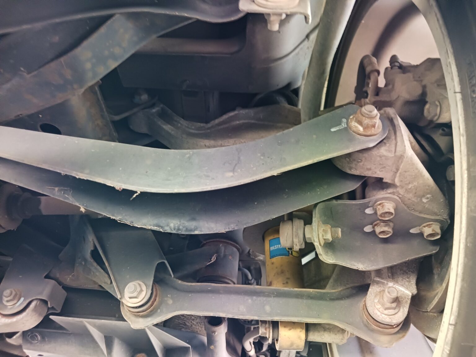 SUBARU LEGACY B4 thumbnail 36