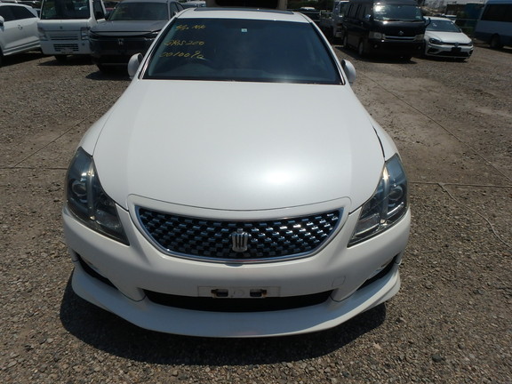 TOYOTA CROWN thumbnail 7