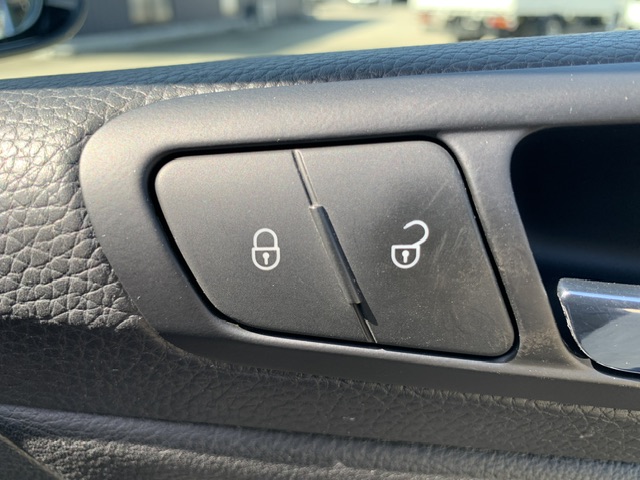 VOLKSWAGEN PASSAT thumbnail 26