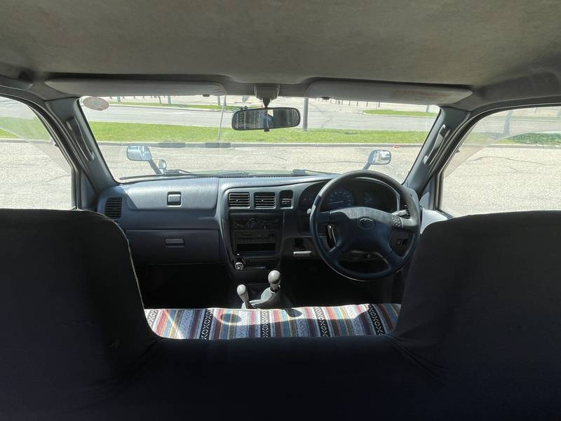 TOYOTA HILUX thumbnail 26
