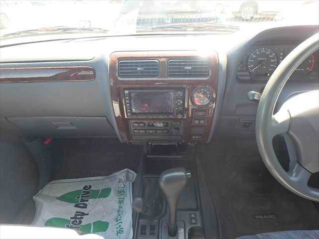 TOYOTA LAND CRUISER PRADO thumbnail 7