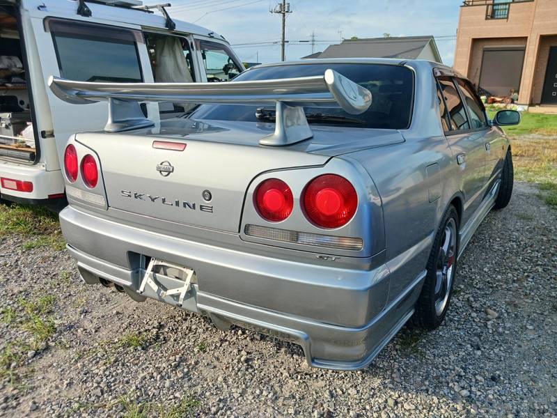 NISSAN SKYLINE thumbnail 12