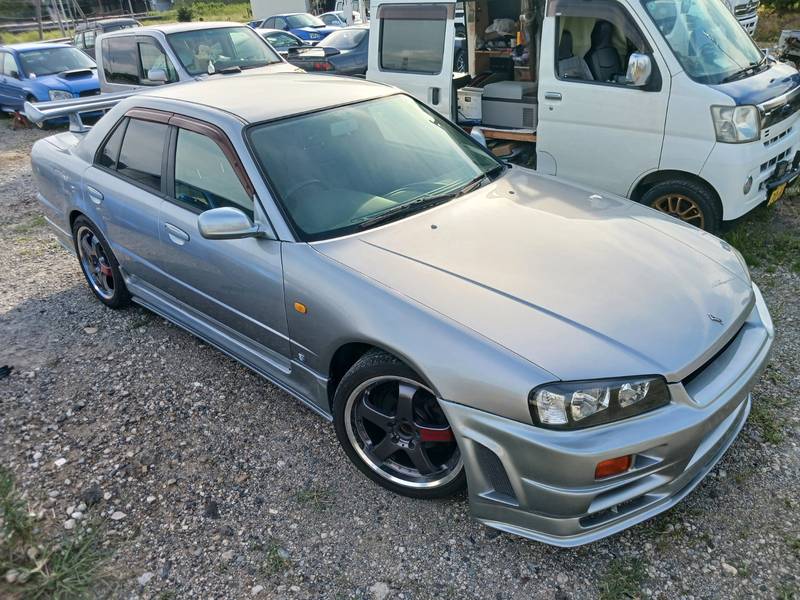 1999 NISSAN SKYLINE